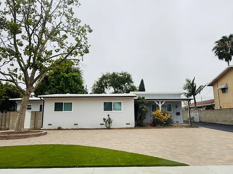 13411 Wingo St — Photo 4