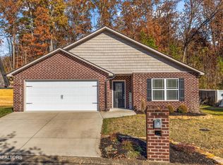144 Ann Cove Ln, Powell, TN 37849