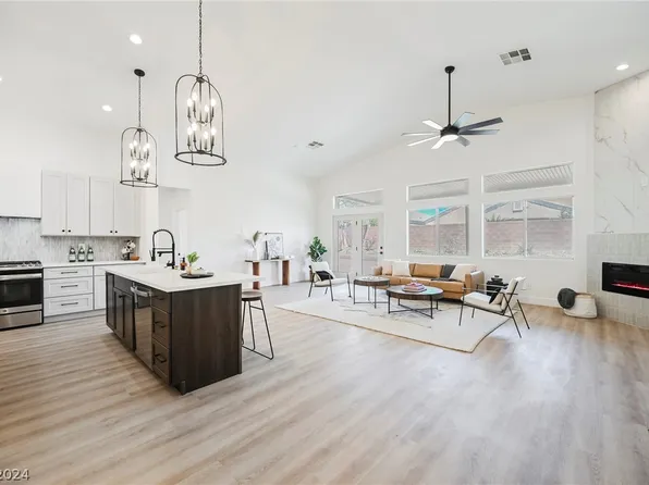 2614 Tercel Way, North Las Vegas, NV 89084