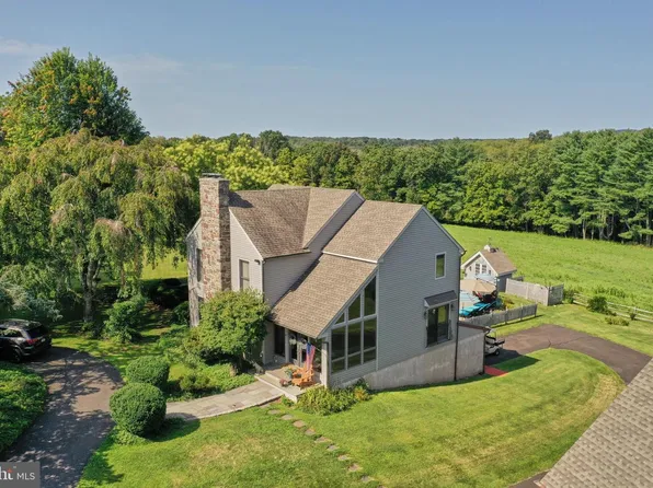 110 Clay Ridge Rd, Ottsville, PA 18942