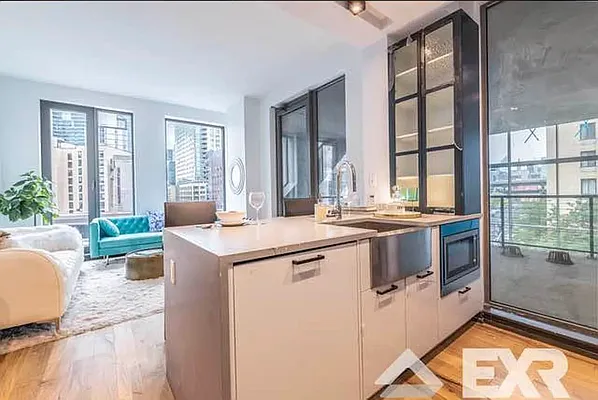 Rented by The KCI Group | media 77