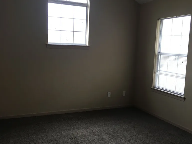 908 Garden Way #914 — Photo 14
