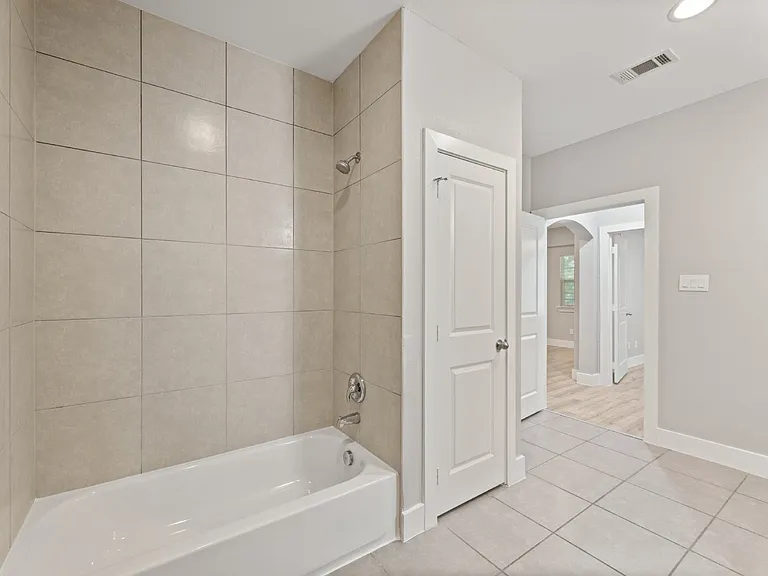 13601 Pinnacle Cir W #2102 — Photo 26