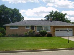 3408 35th St NE, Canton, OH 44705