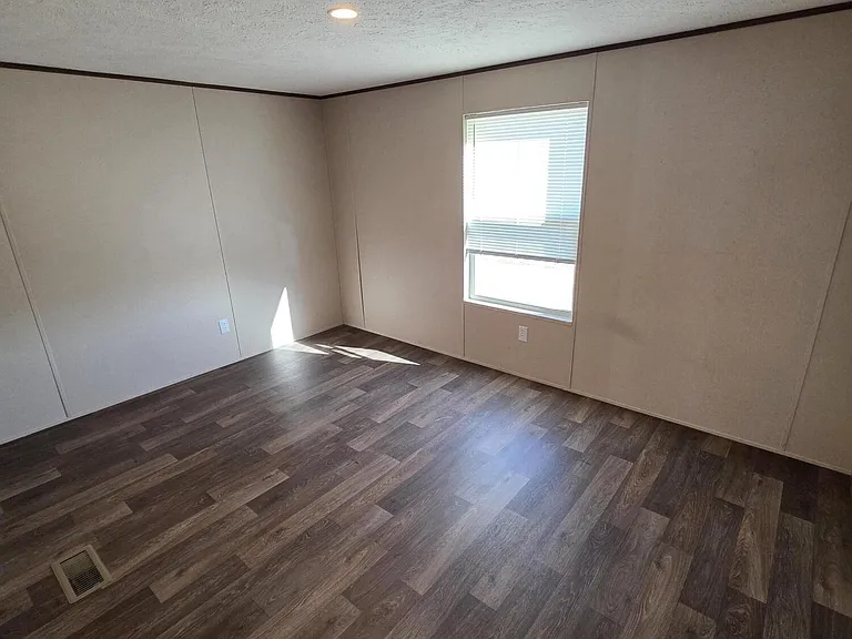 5921 Nadine Rd #E — Photo 10