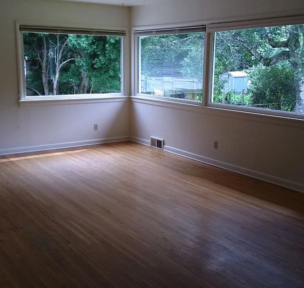 930 S Midvale Blvd — Photo 12