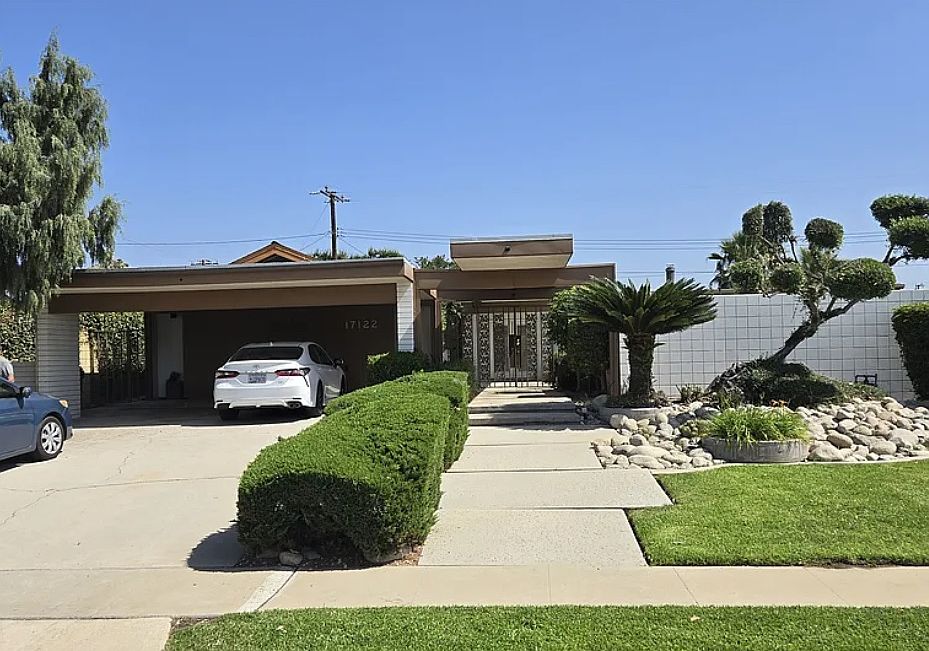 1st image of 17122 Manzanita Dr