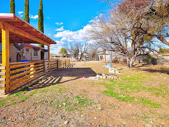 3rd image of 4857 S SAN PAULO Avenue