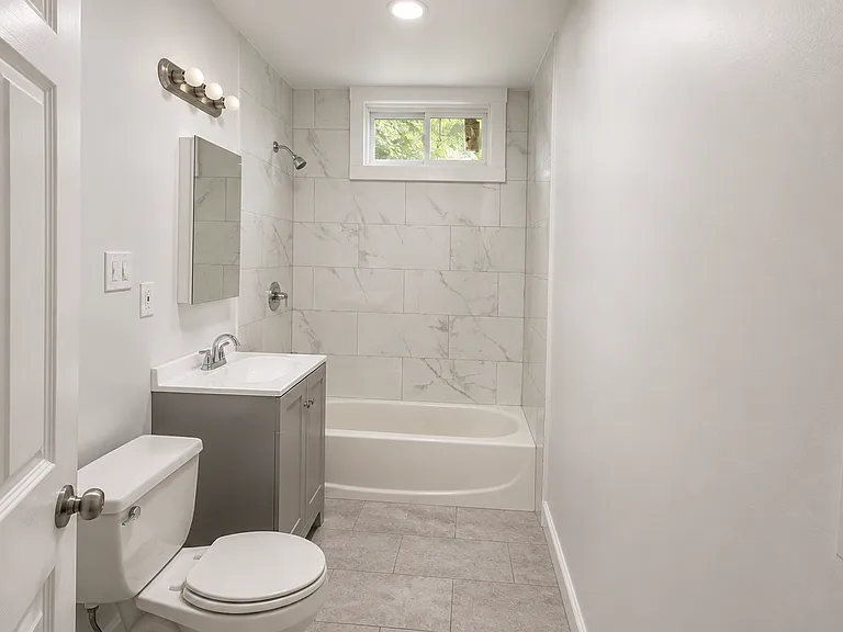 17 Elliott St #2 — Photo 6