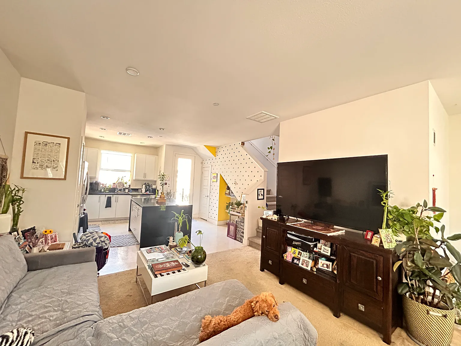 3 bed, 1401 sqft, $1,500 — Photo 2