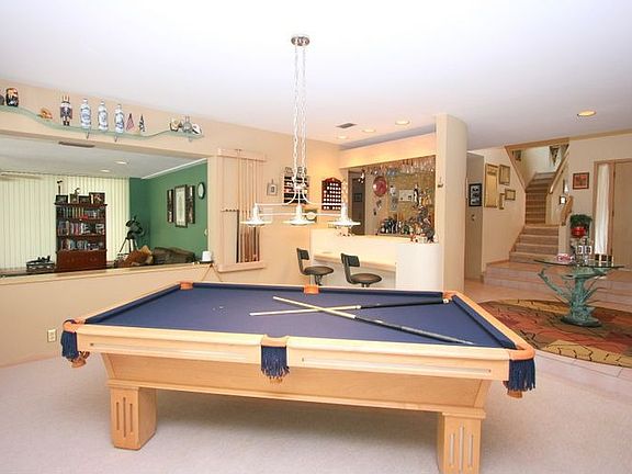 3rd image of 145 Vista Oak Dr