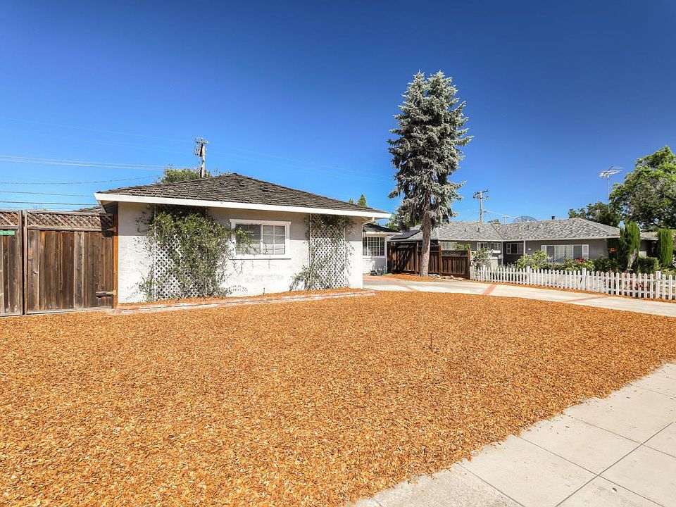1st image of 3491 Jennifer Way