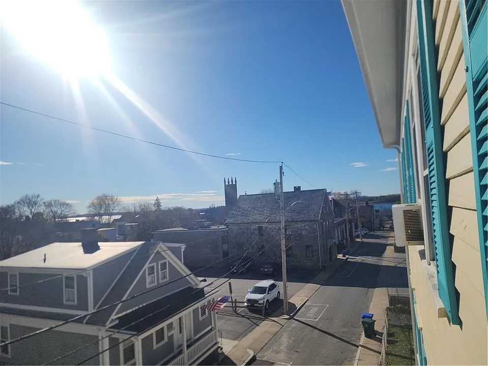 59 Court St #3W