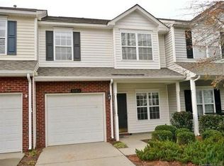 11066 Dixie Hills Dr, Charlotte, NC 28277