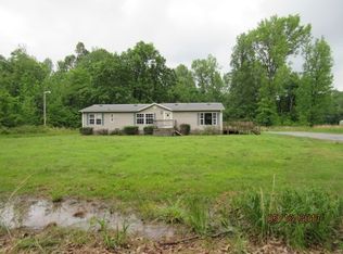 105 Jacks Jog Ln, Paducah, KY 42003