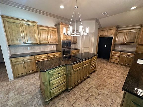 4th image of 6004 Brianna Dr