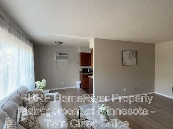 1500 10th Ave S, Minneapolis, MN 55404