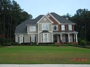 232 Chandler Walk photo 1