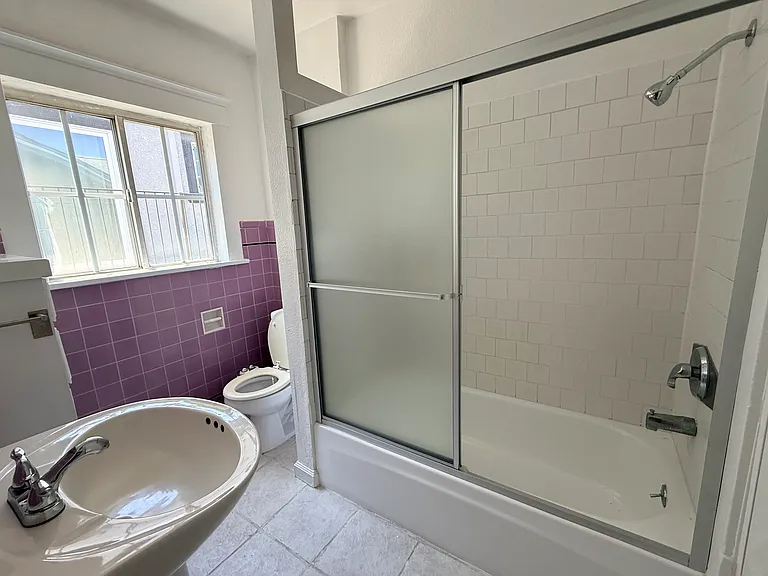 637 N Benton Way — Photo 19