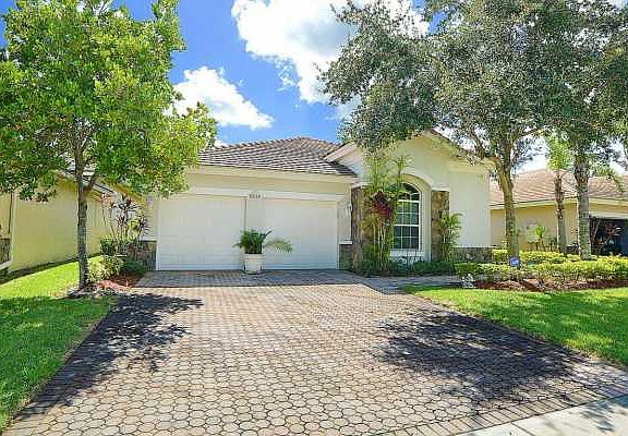 Home For Sale In Osprey Isles