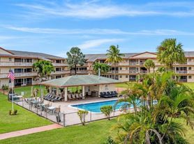 5300 Washington St, Hollywood, FL