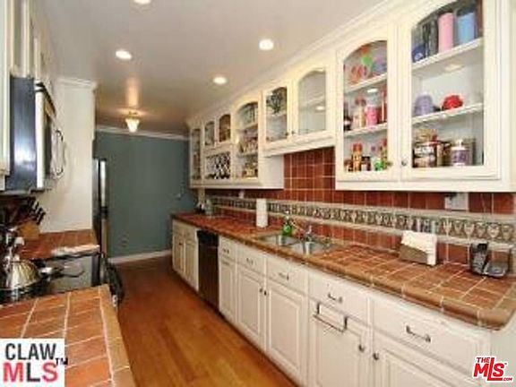 4th image of 1230 Horn Ave APT 420