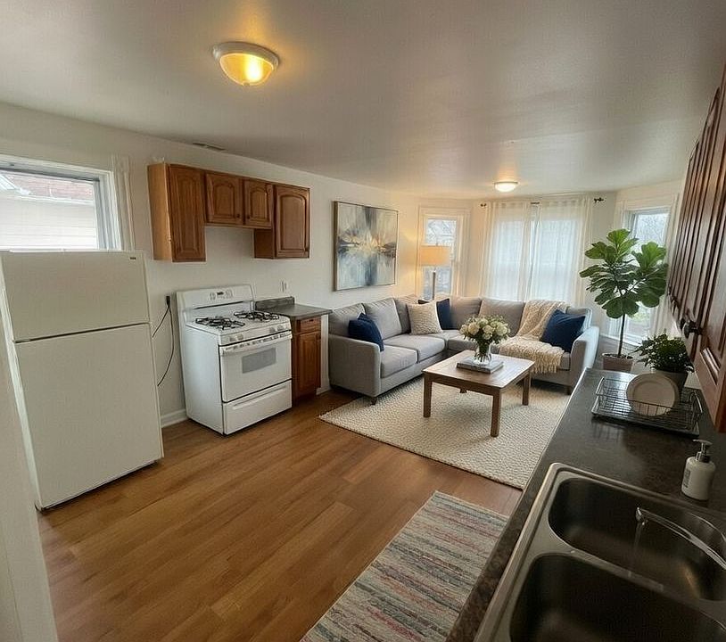 1st image of 1201 Hagerer St #3