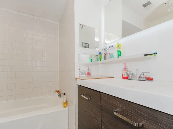 163 Boyd Street image 12 of 18