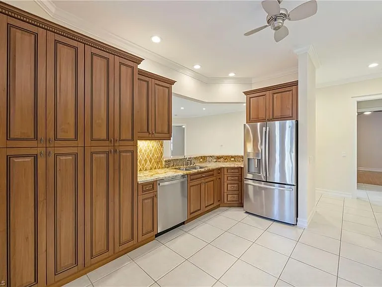 5025 Maxwell Cir #2 — Photo 6