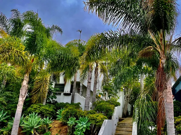 4313 Mentone St, San Diego, CA 92107