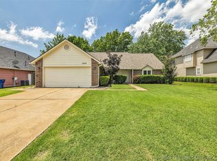1916 S Aster Ave, Broken Arrow, OK 74012