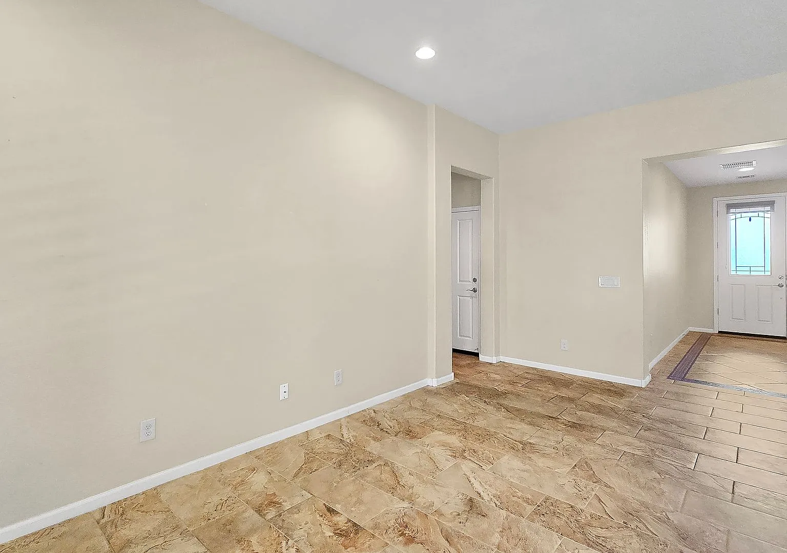 55+ Amenity rich Pebble Creek community! — Photo 4