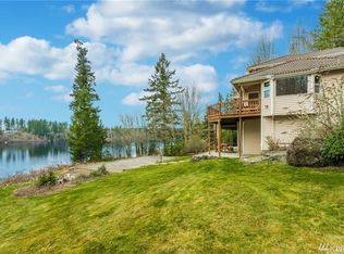 34114 Thomas Rd E, Eatonville, WA 98328