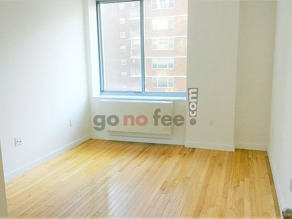 4th image of 401 W 25th St APT 13C