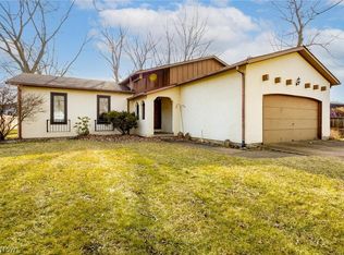 4115 Woodstock Dr, Lorain, OH