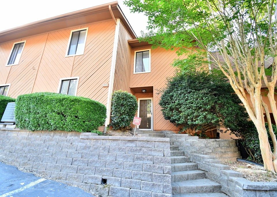 1st image of 832 Lake Hollow Blvd SW