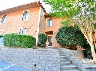 832 Lake Hollow Blvd SW, Marietta, GA 30064