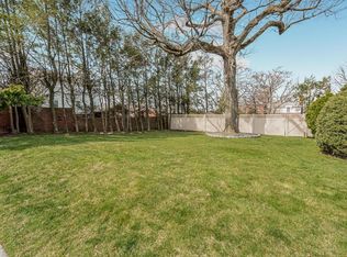 631 N Broadway, Yonkers, NY 10701