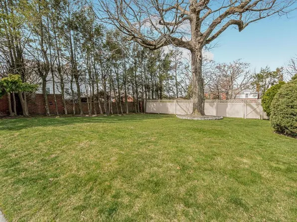 631 N Broadway, Yonkers, NY 10701