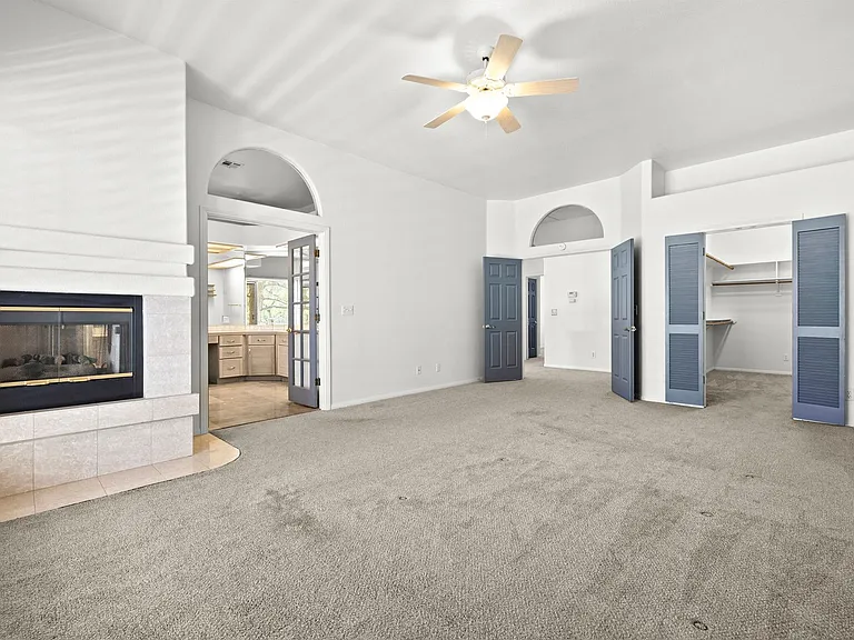 7600 Painted Dunes Dr — Photo 15