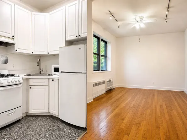 144 E 7th St APT A4, New York, NY 10009