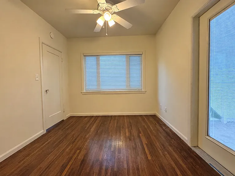 Available Now! Charming 1bd/1ba North Park Bungalow! $1,975/Mo! — Photo 10