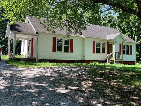 327 W Broad St, Dyer, TN 38330