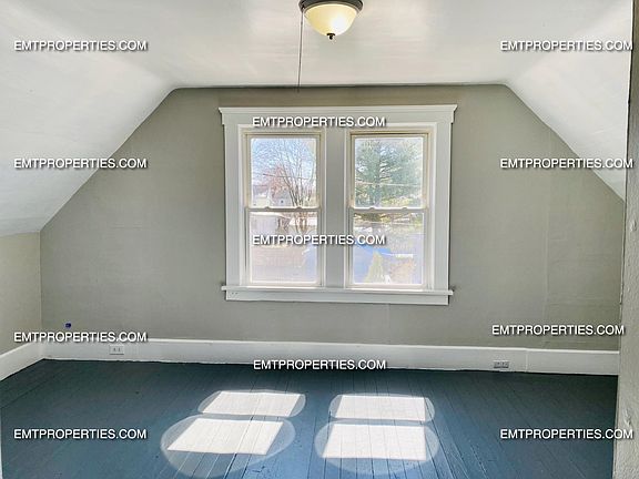 4th image of 109 Elizabeth St