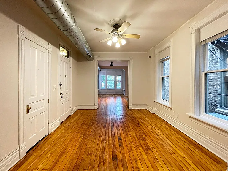 1434 N North Park Ave #2 — Photo 6