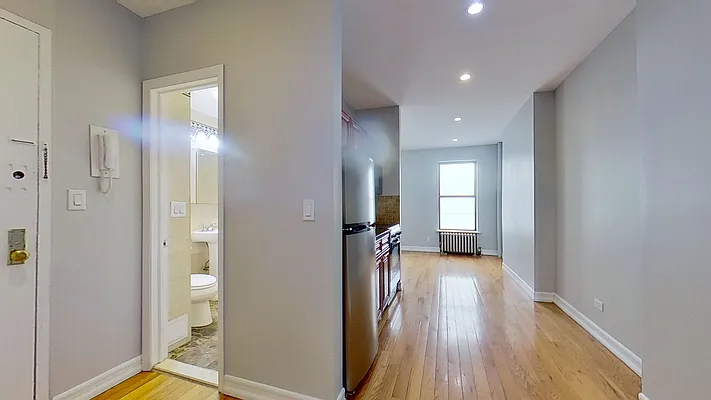 Rented by Compass | media 2