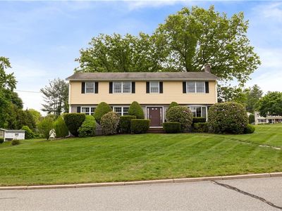 1 Edelweiss Ave, Lincoln, RI, 02865