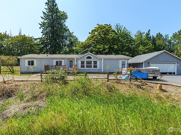 2nd image of 12002 59th Avenue E