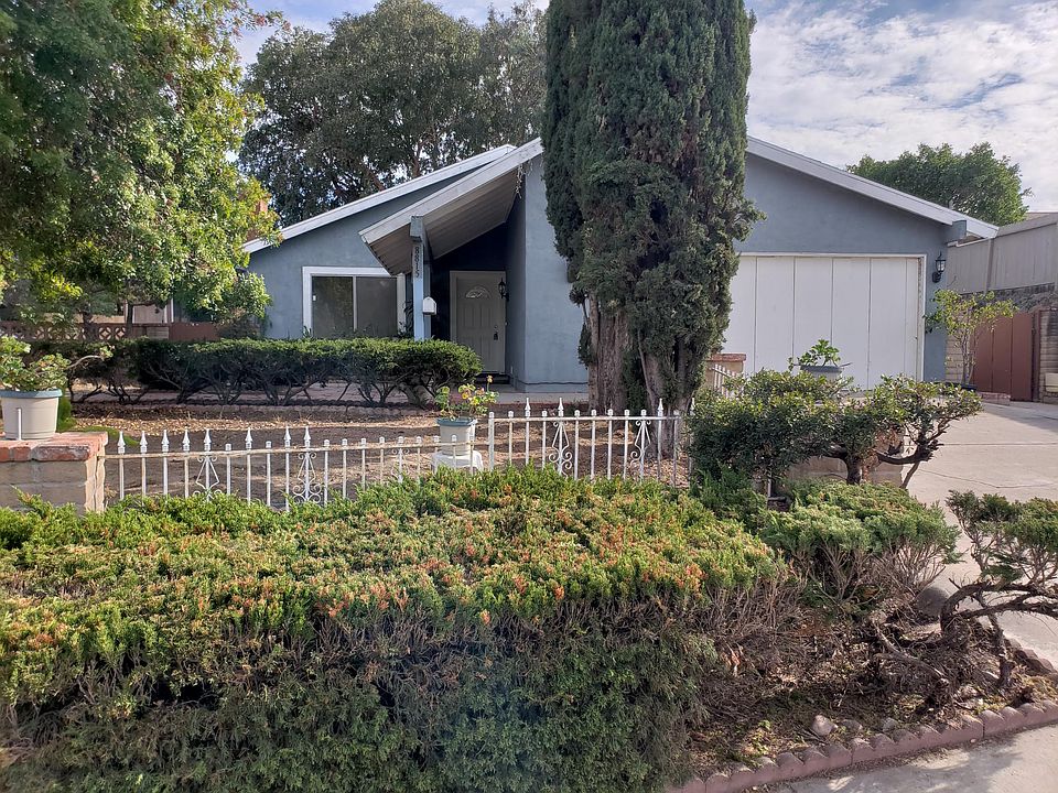 1st image of 8815 Aquarius Dr