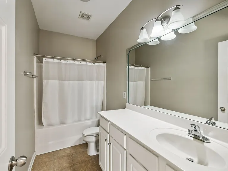 524 Pennystone Dr — Photo 30